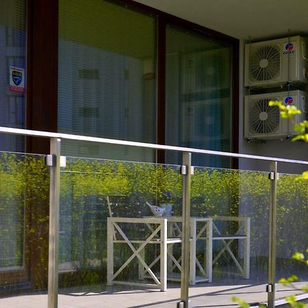 Jessapart - Ochota Apartments Варшава Екстериор снимка