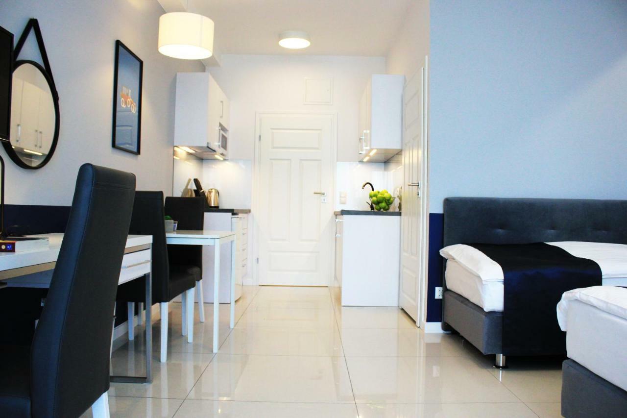 Jessapart - Ochota Apartments Варшава Екстериор снимка