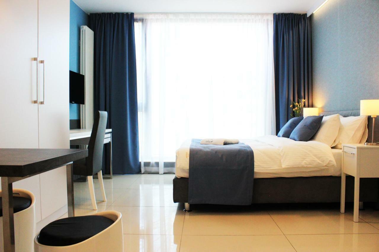 Jessapart - Ochota Apartments Варшава Екстериор снимка