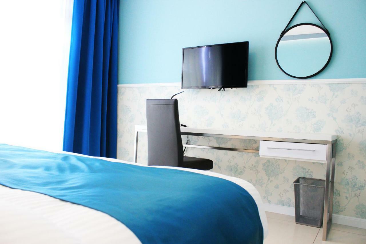 Jessapart - Ochota Apartments Варшава Екстериор снимка