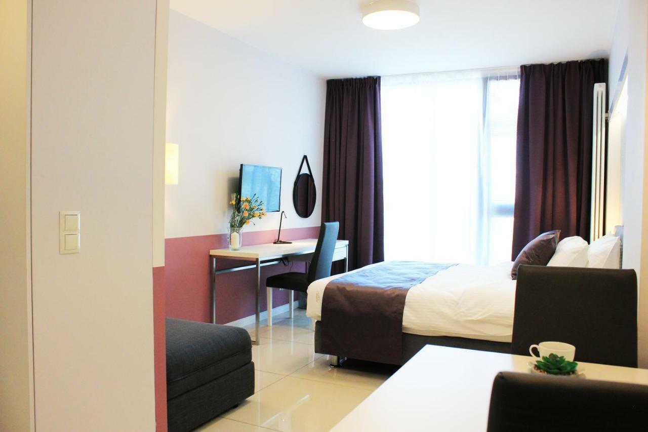 Jessapart - Ochota Apartments Варшава Екстериор снимка