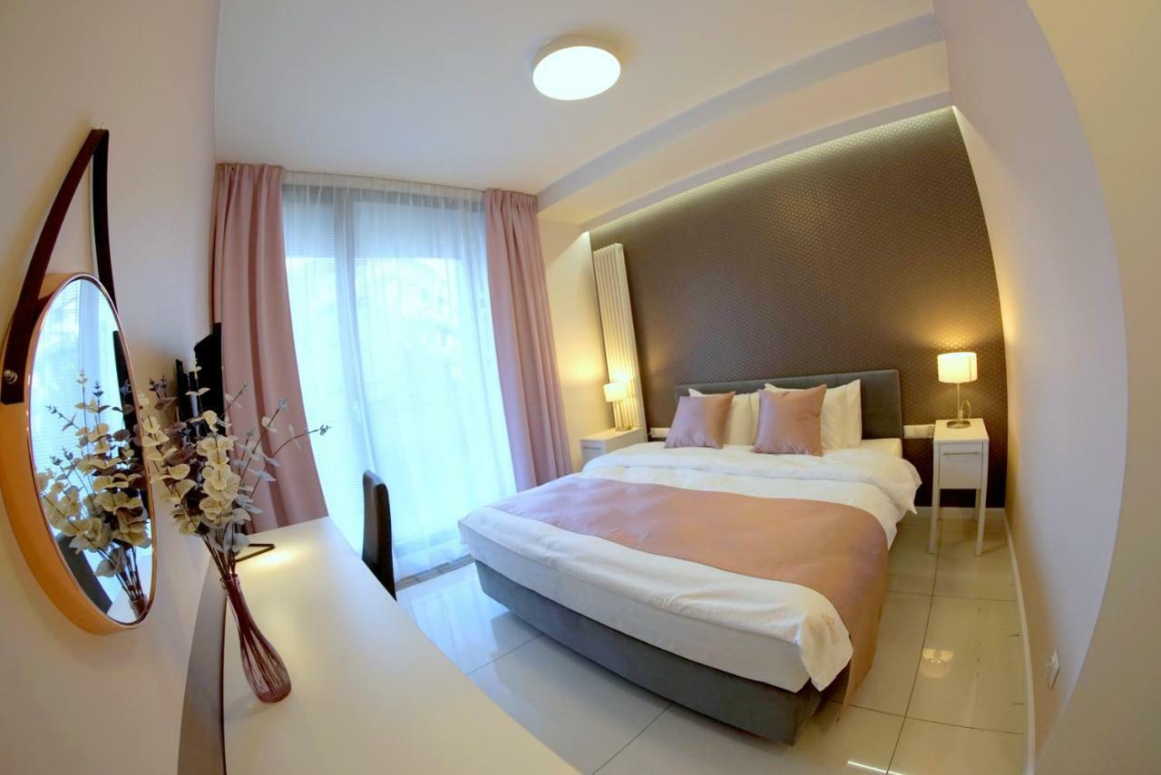 Jessapart - Ochota Apartments Варшава Екстериор снимка