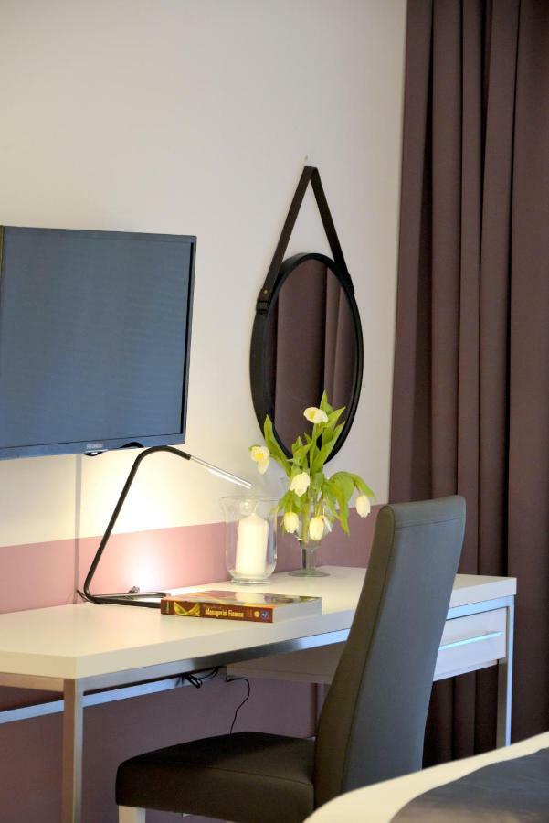 Jessapart - Ochota Apartments Варшава Екстериор снимка