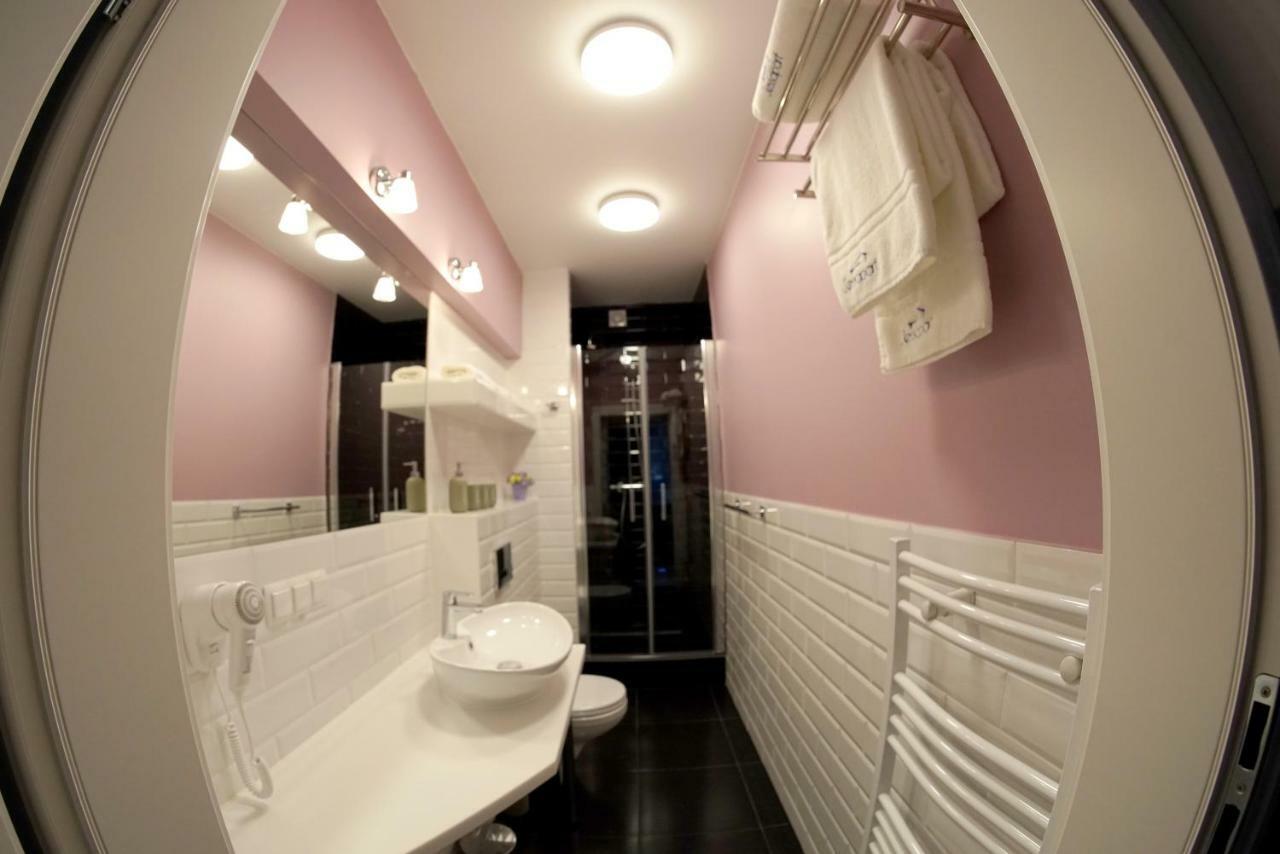 Jessapart - Ochota Apartments Варшава Екстериор снимка