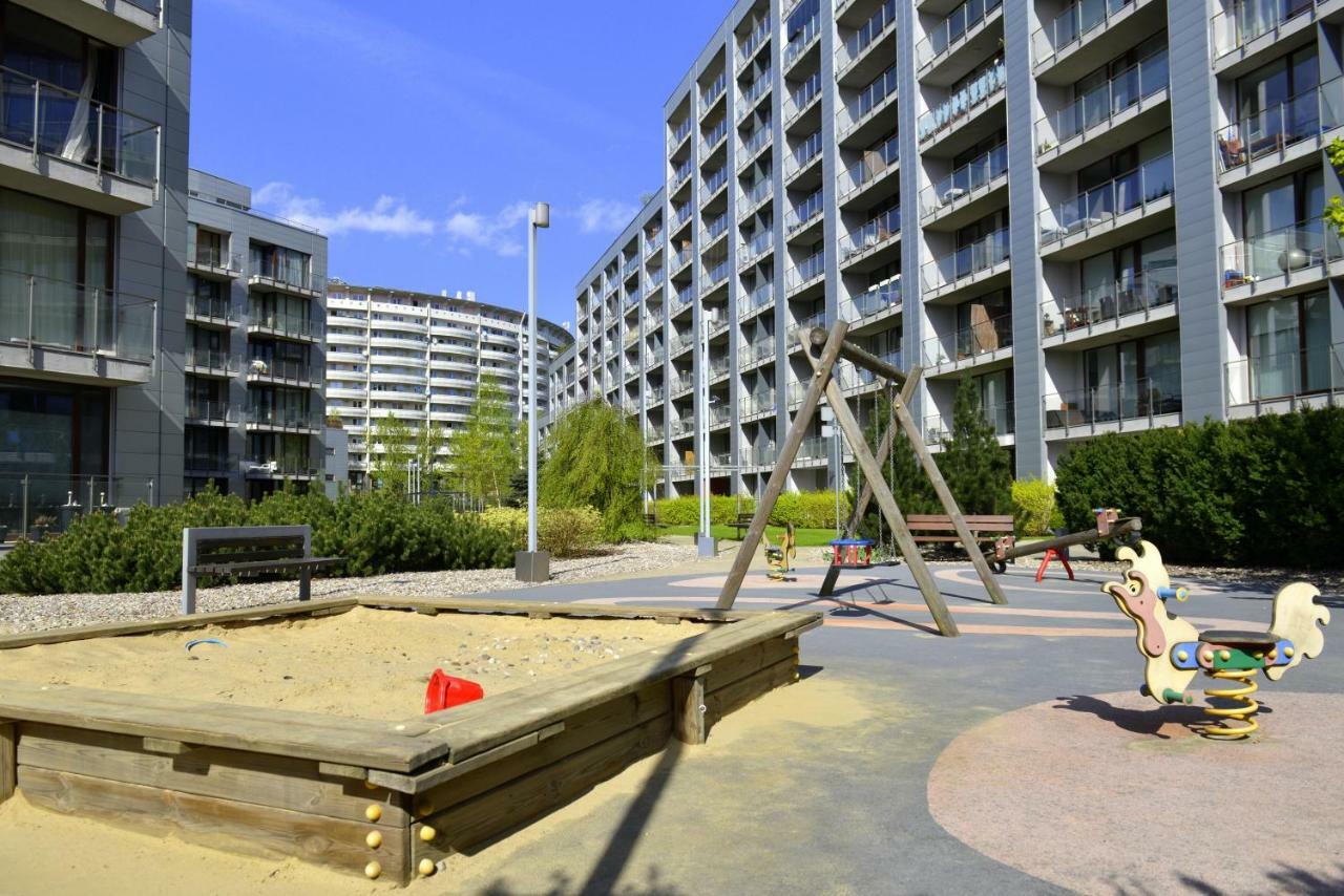 Jessapart - Ochota Apartments Варшава Екстериор снимка